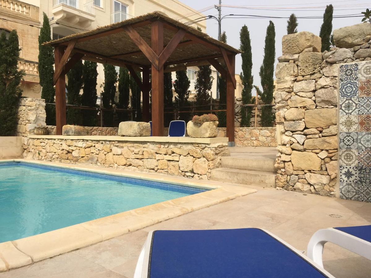 The Garden Gate Bed and Breakfast Sannat Εξωτερικό φωτογραφία